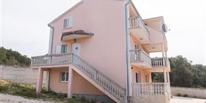 Apartmán - Jezera - ostrov Murter