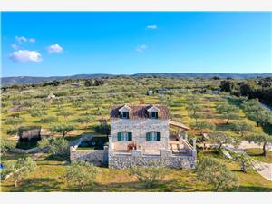 Maison de pierres Les iles de la Dalmatie centrale,Réservez  MARINA De 130 €