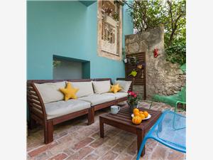 Apartment Kvarners islands,Book  ENCANTO From 126 €