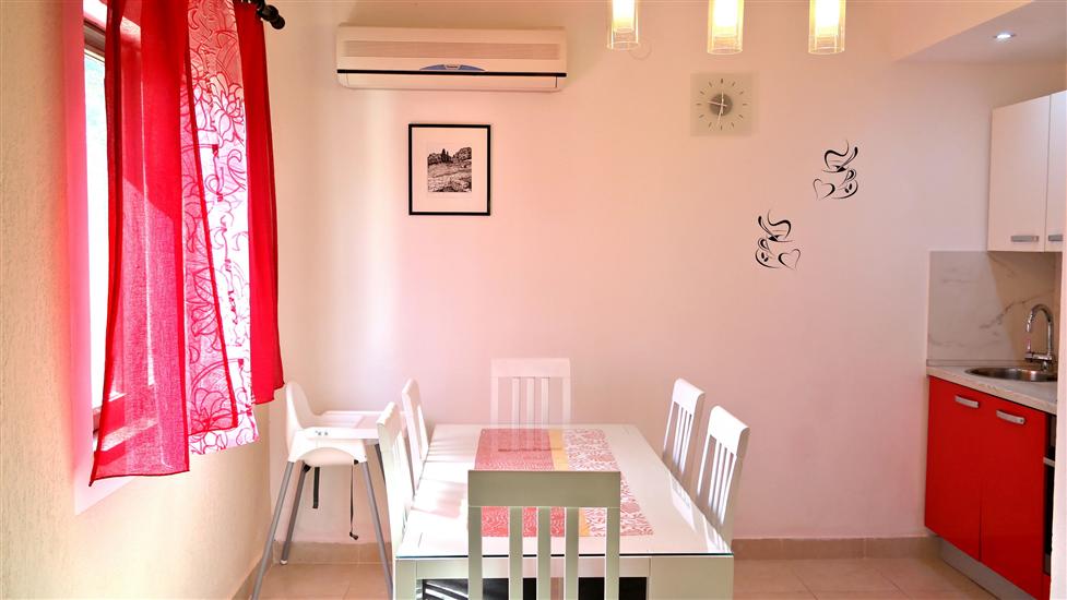 House K1, for 6 persons