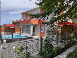 Hébergement avec piscine Riviera de Rijeka et Crikvenica,Réservez  Kresić De 257 €