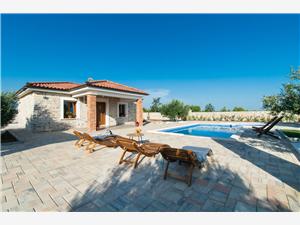 Villa Lunis Croatie, Maison de pierres, Maison isolée, Superficie 60,00 m2