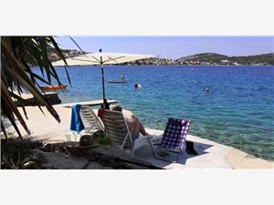 Unterkunft am Meer Šibenik Riviera,Buchen  Bebe Ab 128 €