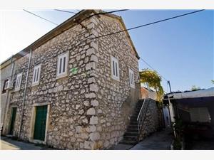 Maison Bjanka Riviera de Dubrovnik, Superficie 90,00 m2, Distance (vol d'oiseau) jusque la mer 50 m, Distance (vol d'oiseau) jusqu'au centre ville 5 m