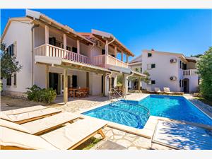 Appartamenti Pavica Palit - isola di Rab, Dimensioni 35,00 m2, Alloggi con piscina, Distanza aerea dal mare 250 m