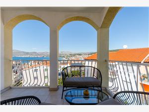 Ferienwohnung Riviera von Split und Trogir,Buchen  Mario Ab 78 €