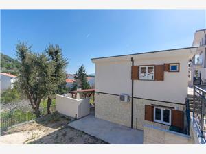 Appartementen Anja Zivogosce, Kwadratuur 60,00 m2, Lucht afstand tot de zee 80 m, Lucht afstand naar het centrum 200 m