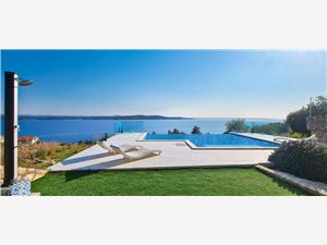 Vila Dream come true Srednjedalmatinski otoki, Kamniti hiši, Kvadratura 150,00 m2, Namestitev z bazenom