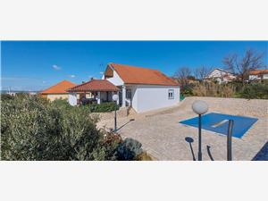 Accommodation with pool Zadar riviera,Book  Vista From 385 €
