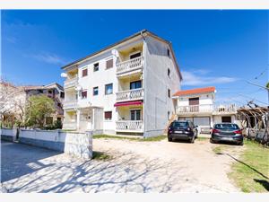 Apartment Kvarners islands,Book  PUPA From 58 €