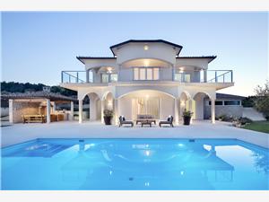 Kuća za odmor Luxury sea view Istra, Kvadratura 280,00 m2, Smještaj s bazenom