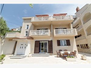 Appartamento Riviera di Spalato e Trogir (Traù),Prenoti  Pavla&Niko Da 78 €