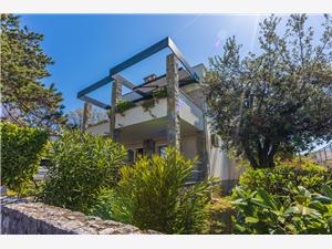 Apartment Vito Kvarners islands, Size 40.00 m2, Airline distance to town centre 200 m