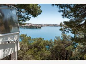 Accommodatie aan zee Split en Trogir Riviera,Reserveren  Nenad Vanaf 154 €