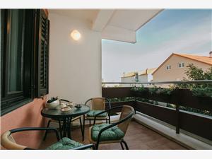 Apartment Split and Trogir riviera,Book  Novak From 92 €