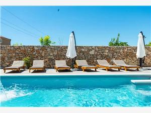 Vila St Vid 4 Privlaka (Zadar), Kamenný dům, Prostor 200,00 m2, Soukromé ubytování s bazénem