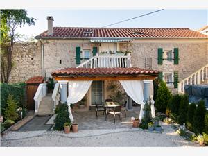 Appartement Zadar Riviera,Reserveren  dvori Vanaf 85 €