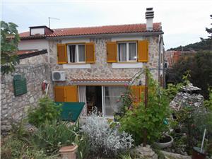 Stone house North Dalmatian islands,Book  Sunce From 88 €