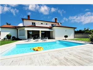 Villa Alex Exclusive Porec, Size 236.00 m2, Accommodation with pool