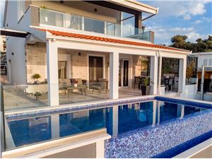 Villa Miracle Razanj, Größe 150,00 m2, Privatunterkunft mit Pool, Luftlinie bis zum Meer 70 m