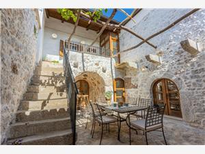 Vakantie huizen De Crikvenica Riviera en Rijeka,Reserveren  house Vanaf 274 €