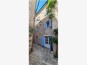 House Stone house Skor Stari Grad - island Hvar, Stone house, Size 200.00 m2, Airline distance to town centre 100 m