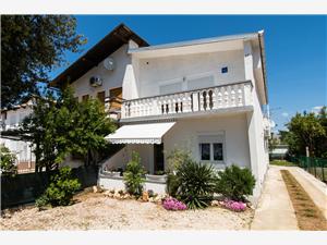 Location en bord de mer Riviera de Zadar,Réservez  Lily De 100 €