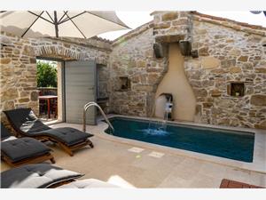 Casa Franz Zminj, Size 130.00 m2, Accommodation with pool