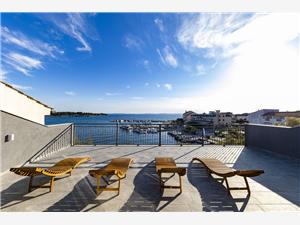 Apartment Penthouse Laurus Petrcane ( Zadar ), Size 220.00 m2, Airline distance to the sea 50 m, Airline distance to town centre 10 m