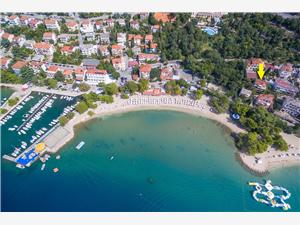 Boende vid strandkanten Rijeka och Crikvenicas Riviera,Boka  Jarmila Från 2254 SEK