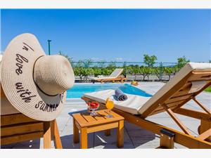 Accommodatie met zwembad Sibenik Riviera,Reserveren  tree Vanaf 357 €