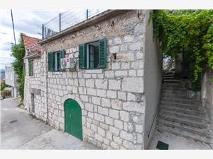 Appartement Split en Trogir Riviera,Reserveren  Roko Vanaf 85 €