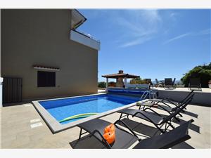 Accommodation with pool Kvarners islands,Book  Zrinka From 18 €