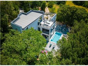 Namestitev z bazenom Reka in Riviera Crikvenica,Rezerviraj  Modruna Od 629 €