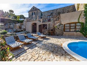 Maison de pierres Les iles de la Dalmatie centrale,Réservez  Nature De 571 €