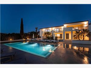 Villa L