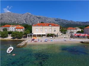Villa Beachfront Peljesac, Superficie 180,00 m2, Distance (vol d'oiseau) jusque la mer 2 m, Distance (vol d'oiseau) jusqu'au centre ville 50 m