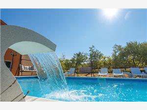 Villa Villa Olea Kastel Novi, Size 300.00 m2, Accommodation with pool