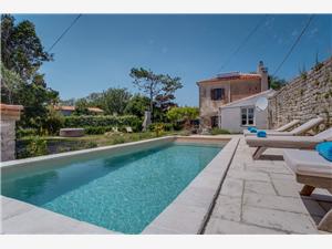 Vila Antigua Kvarnerské ostrovy, Rozloha 130,00 m2, Ubytovanie s bazénom, Vzdušná vzdialenosť od mora 250 m
