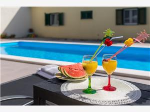 Villa Giardino Sibenik Riviera, Stone house, Size 160.00 m2, Accommodation with pool