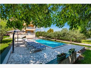 Villa Zadars Riviera,Boka  1 Från 4026 SEK