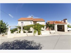 Appartamenti Silvana Supetar - isola di Brac, Dimensioni 50,00 m2, Distanza aerea dal centro città 400 m