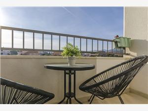 Apartman Split i Trogir rivijera,Rezerviraj  Oliva Od 79 €
