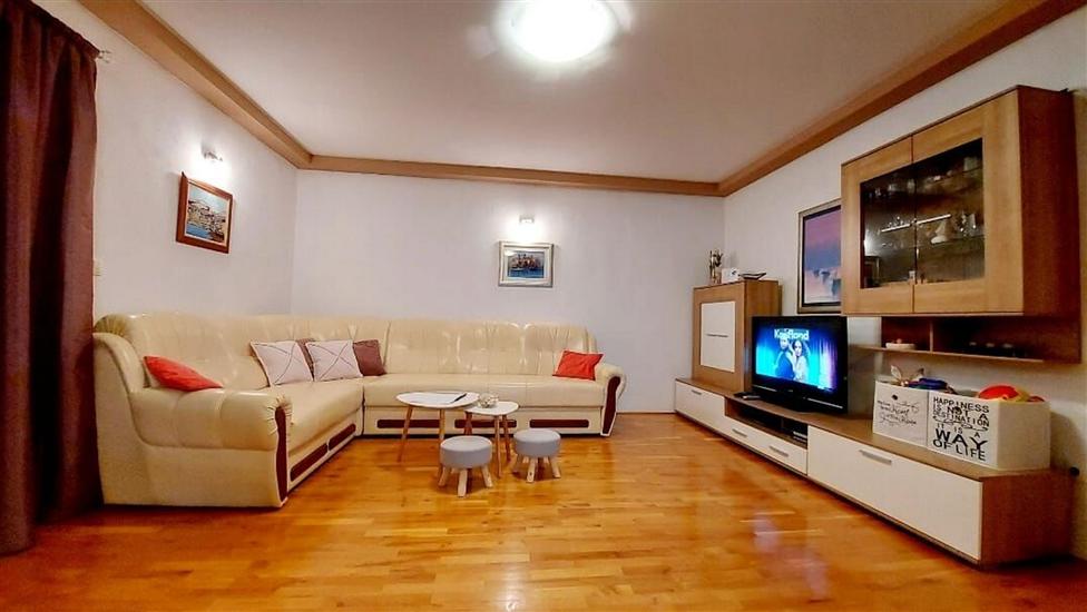 Apartman A1, za 7 osoba/e