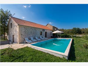 Kamienny domek Riwiera Zadar,Rezerwuj  3 Od 723 zl