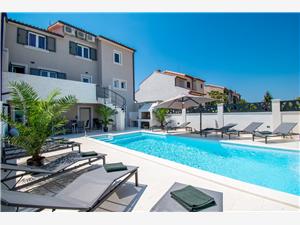 Hébergement avec piscine L’Istrie bleue,Réservez  Suzana De 500 €