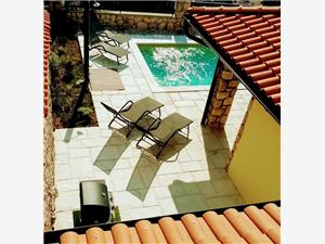 Alloggi con piscina Riviera di Rijeka (Fiume) e Crikvenica,Prenoti  Pool Da 314 €