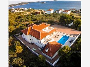Hébergement avec piscine Riviera de Šibenik,Réservez  Lanterna De 200 €