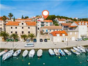 Beachfront accommodation Middle Dalmatian islands,Book  view From 171 €