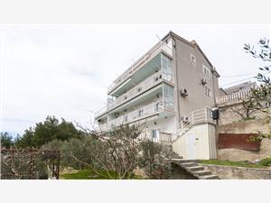 Apartma Split in Riviera Trogir,Rezerviraj  Jelena Od 142 €